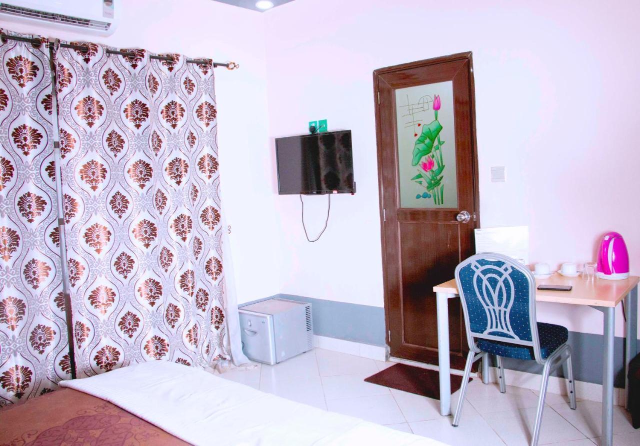 Nora Hotel Cotonou Eksteriør billede