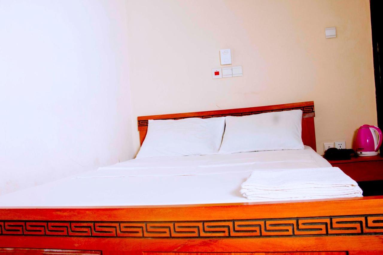 Nora Hotel Cotonou Eksteriør billede